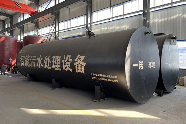 一體化污水處理設(shè)備在選擇風(fēng)機(jī)時(shí)要注意些什么？